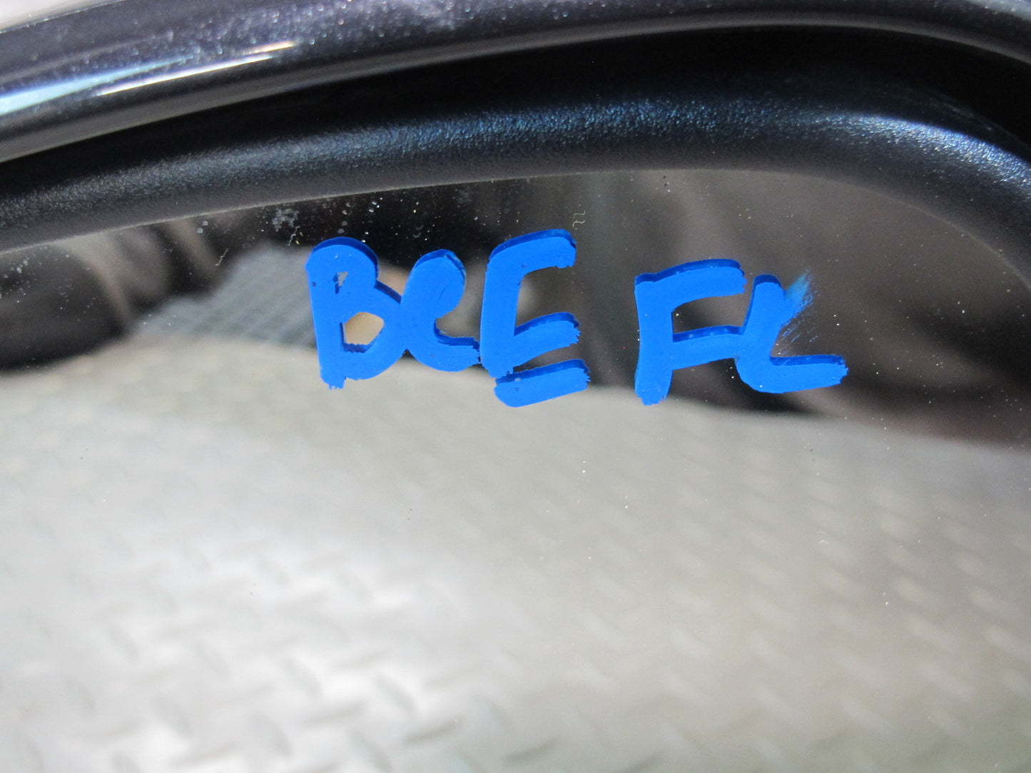 2009-2014 Cadillac Escalade Left Door Exterior Side View Mirror 20877847