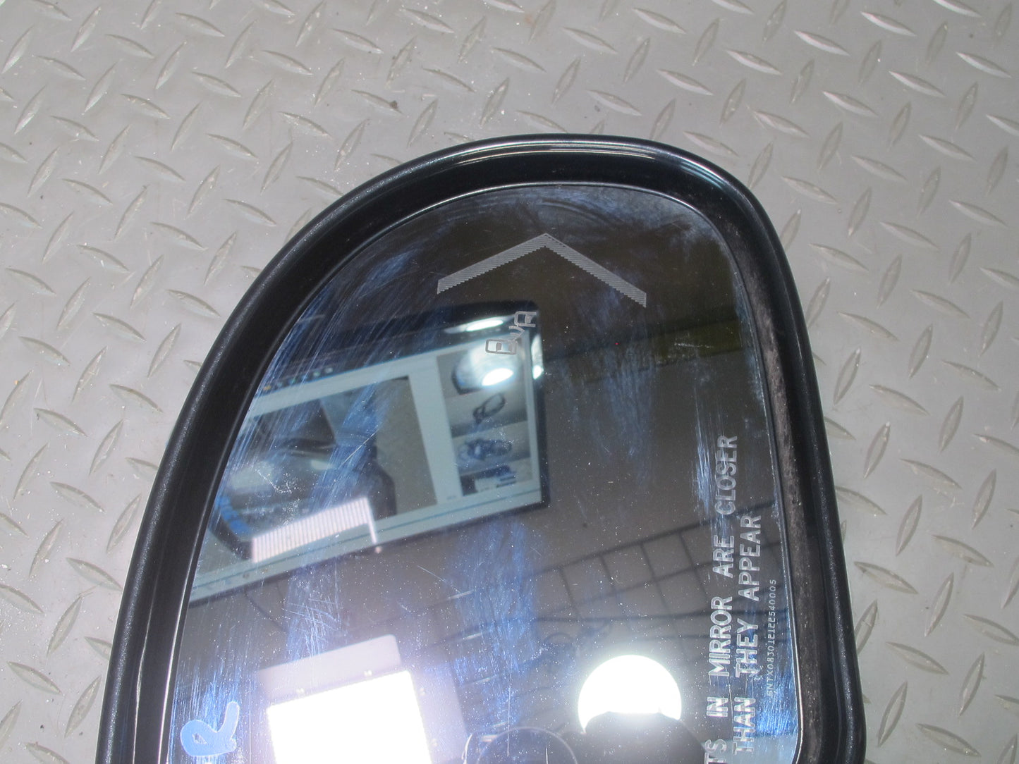 2009-2014 Cadillac Escalade Right Door Exterior Side View Mirror 20877846