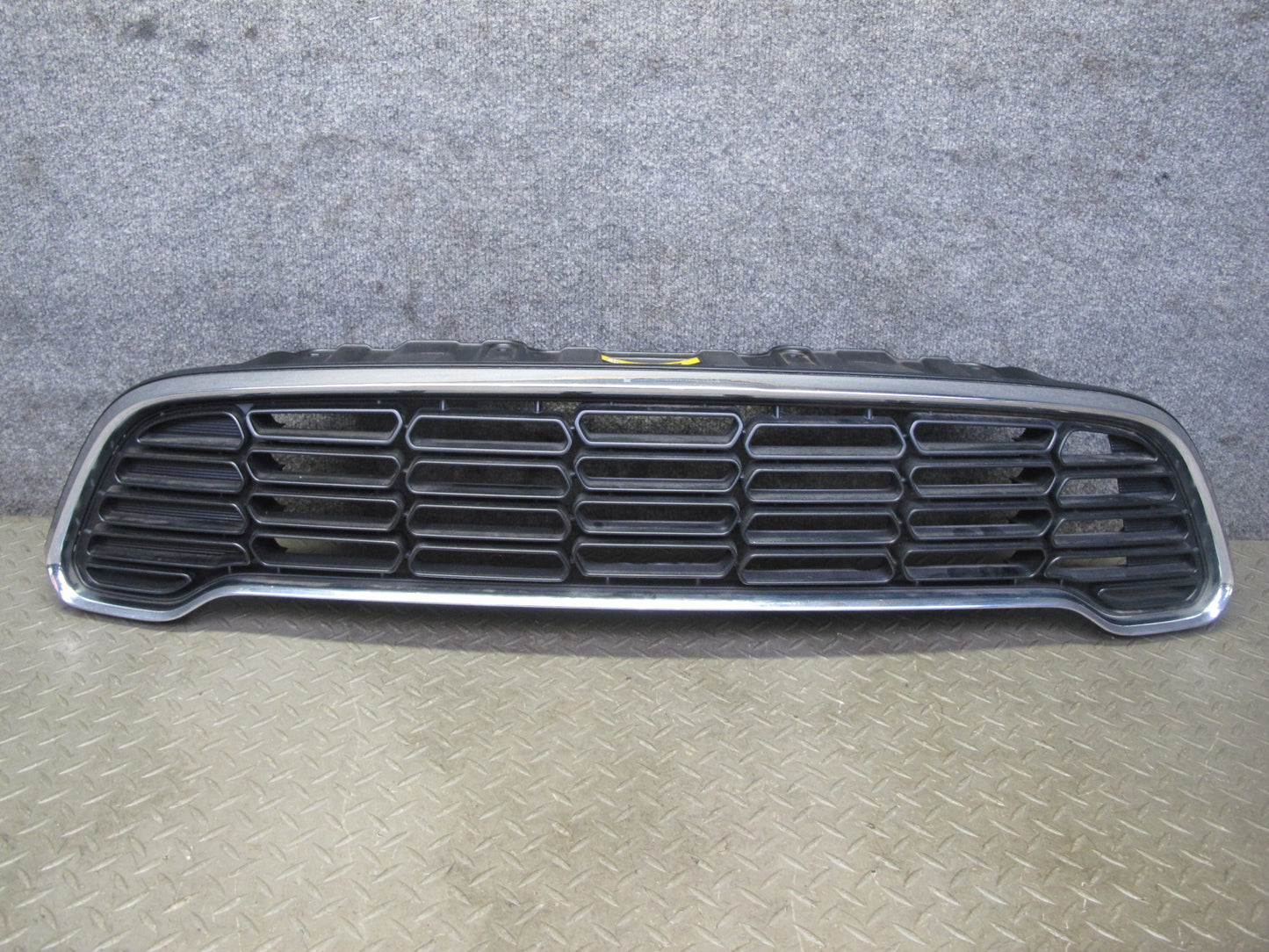 11-14 Mini Cooper S R60 Countryman Front Bumper Upper Grille Insert 9807476 OEM