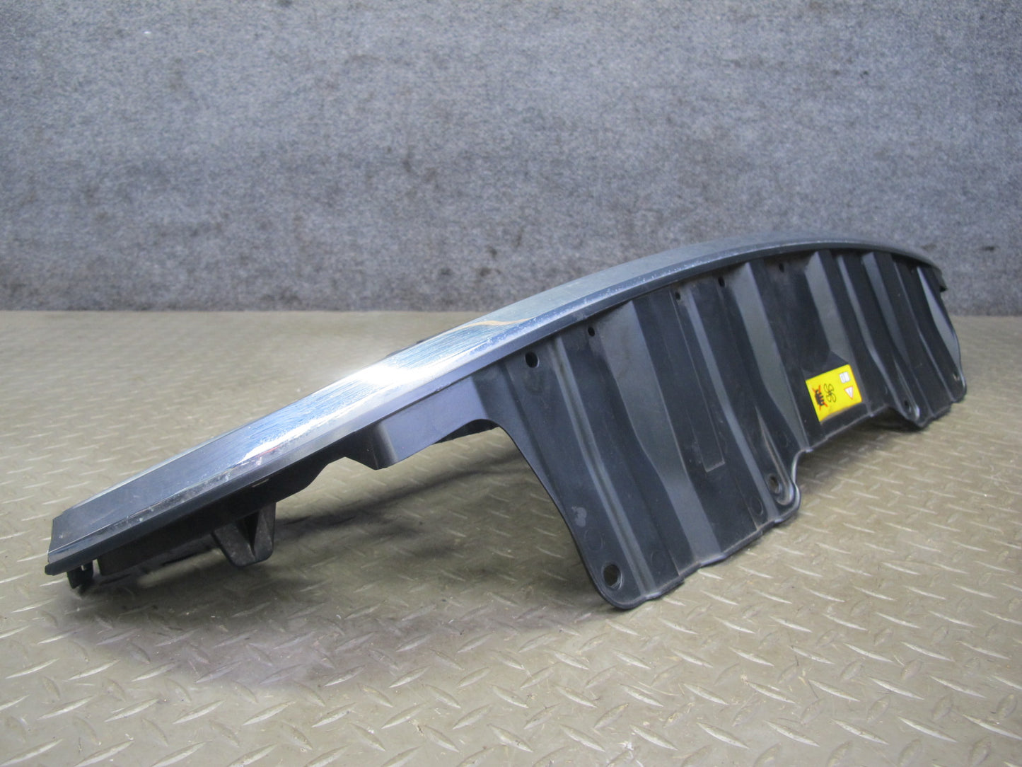 11-14 Mini Cooper S R60 Countryman Front Bumper Upper Grille Insert 9807476 OEM