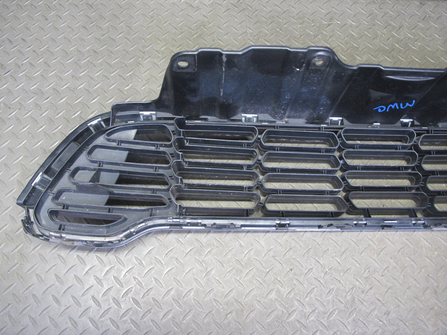 11-14 Mini Cooper S R60 Countryman Front Bumper Upper Grille Insert 9807476 OEM