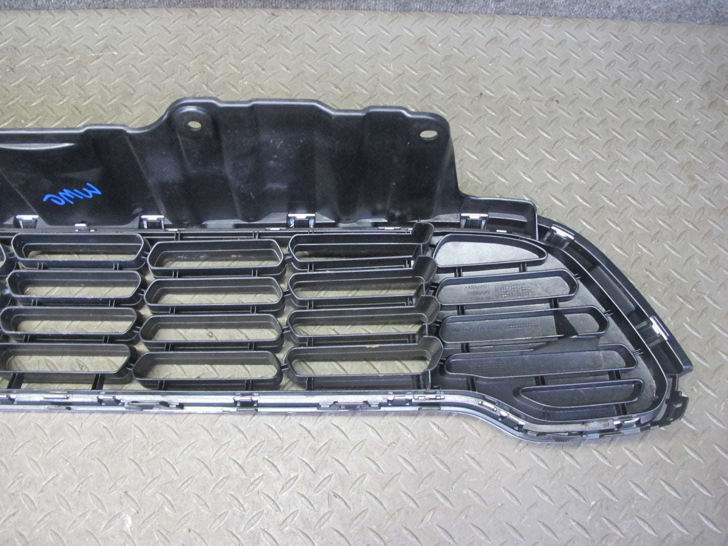 11-14 Mini Cooper S R60 Countryman Front Bumper Upper Grille Insert 9807476 OEM