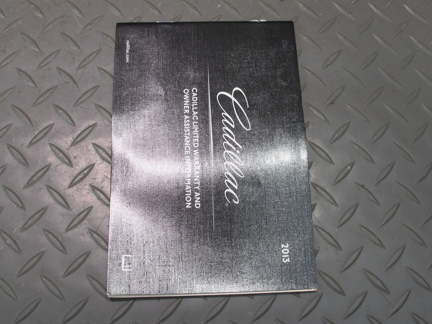 2009 Cadillac Escalade Owner User Operator Guide Manual Book Set Case