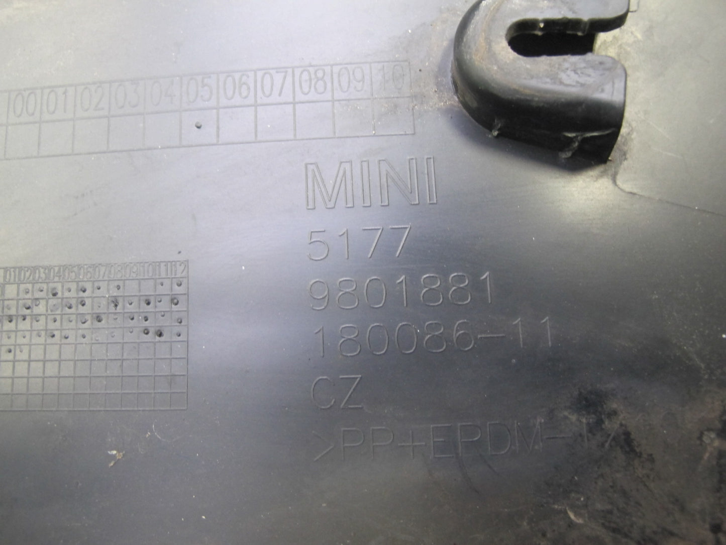 11-15 Mini R60 R61 Countryman Set of 2 Front Fender Wheel Arch Flare Molding OEM