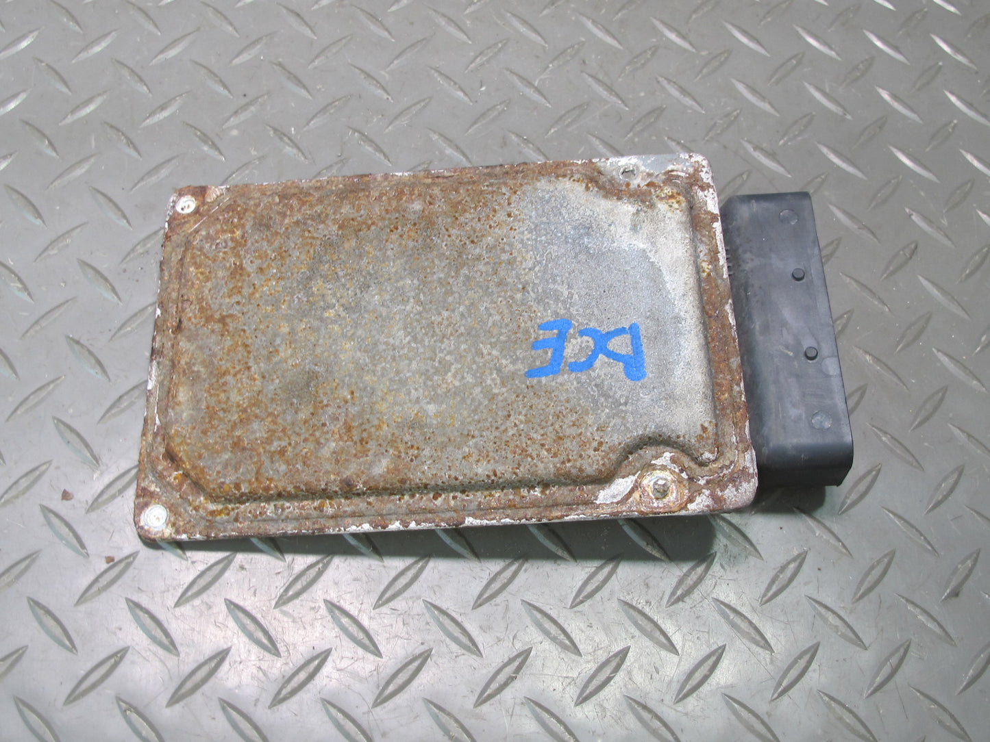 2008-2014 Cadillac Escalade Air Suspension Control Module 25971218