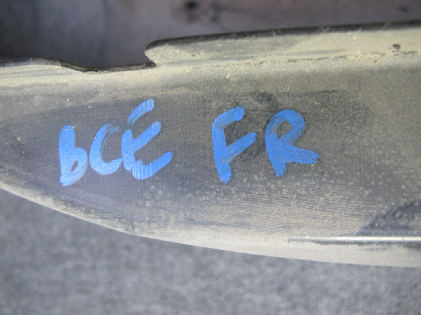 2007-2014 Cadillac Escalade Rear Fender Liner Wheel Arch Splash Shield Set of 2