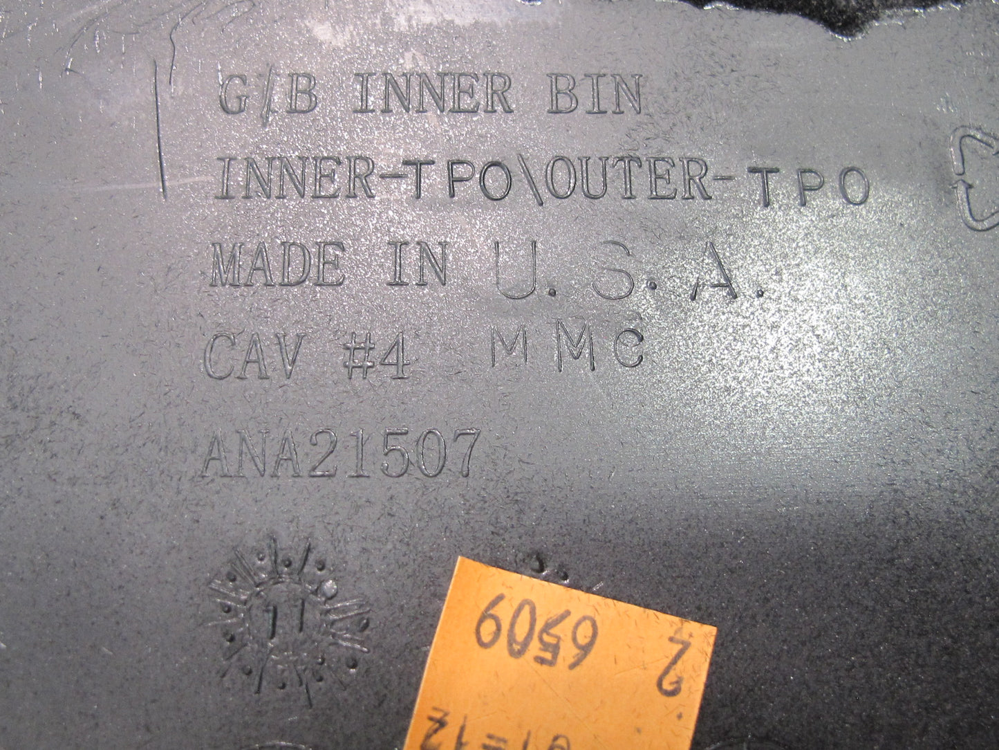 2007-2014 Cadillac Escalade Dash Glove Box Compartment Storage