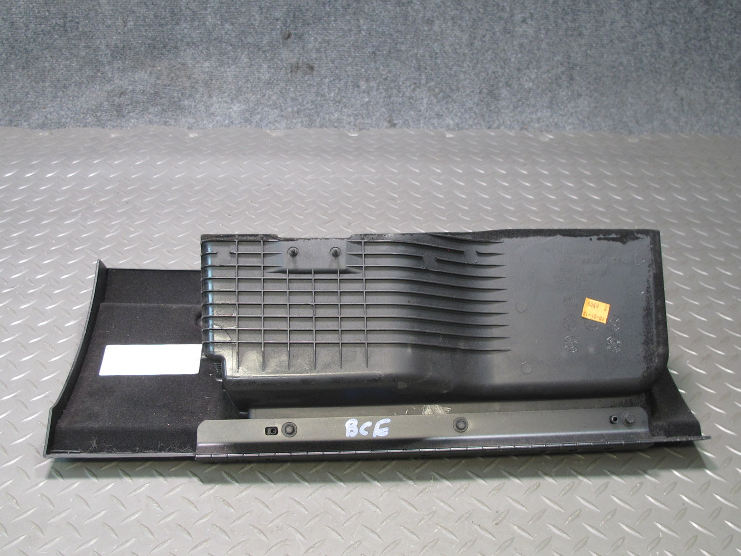 2007-2014 Cadillac Escalade Dash Glove Box Compartment Storage