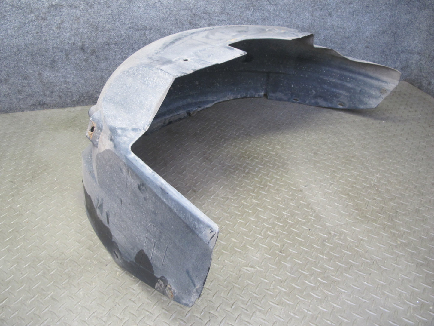 2007-2014 Cadillac Escalade Rear Fender Liner Wheel Arch Splash Shield Set of 2