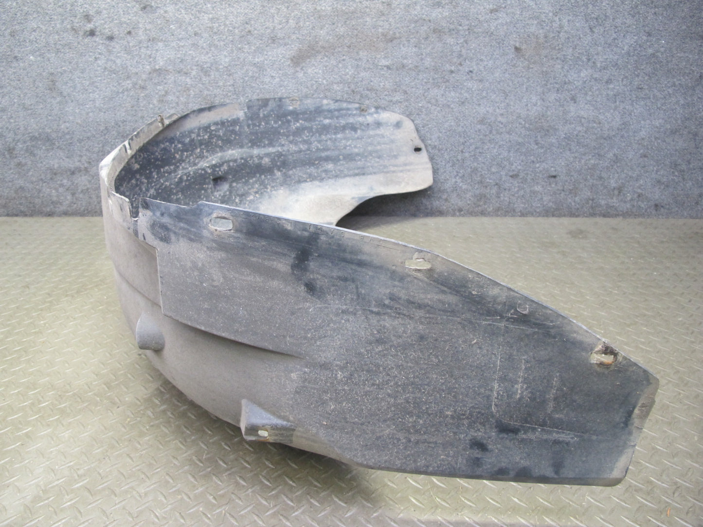 2007-2014 Cadillac Escalade Rear Fender Liner Wheel Arch Splash Shield Set of 2