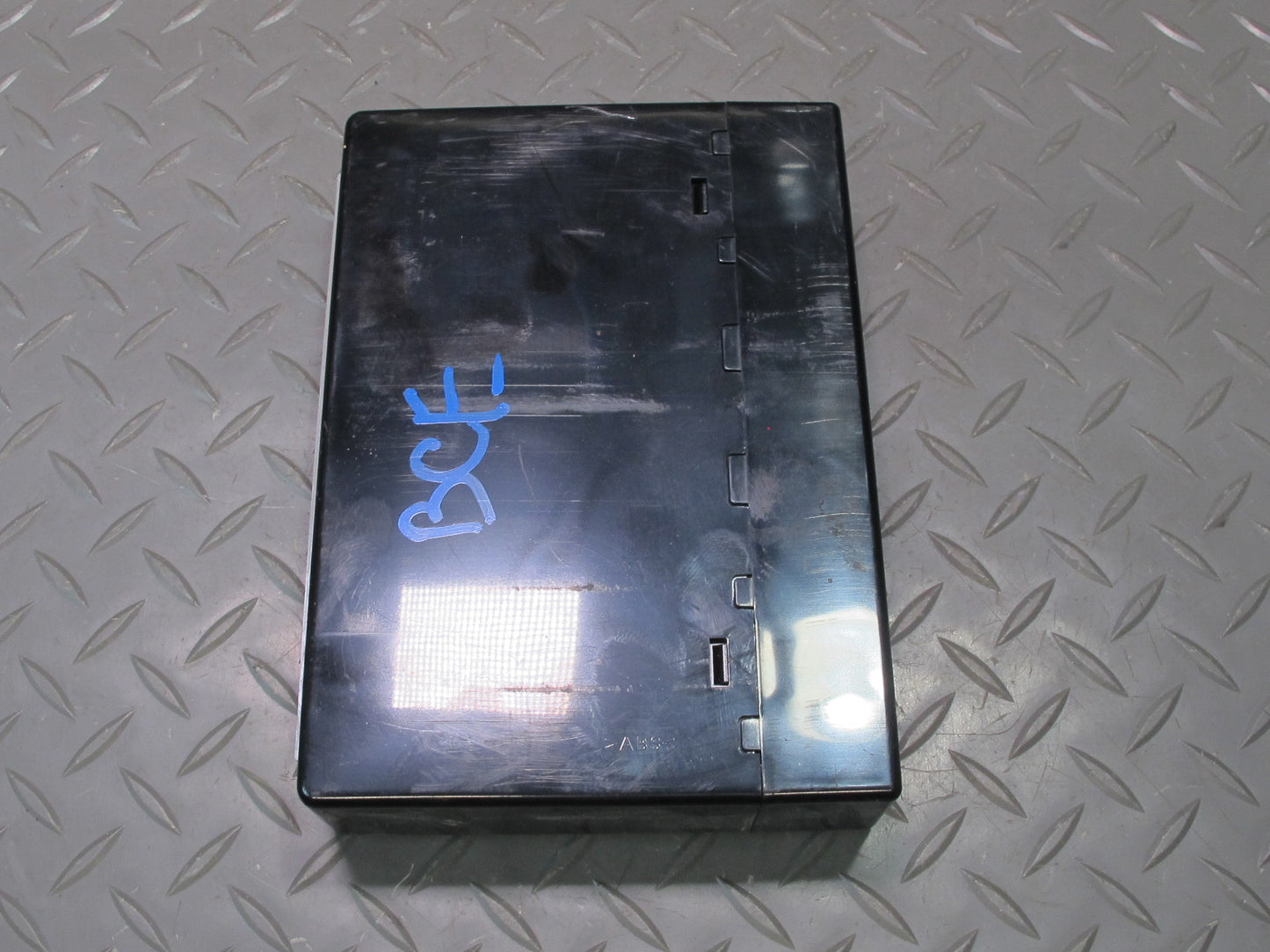 2012-2014 Cadillac Escalade Body Control Module BCM BCU Unit 22846365