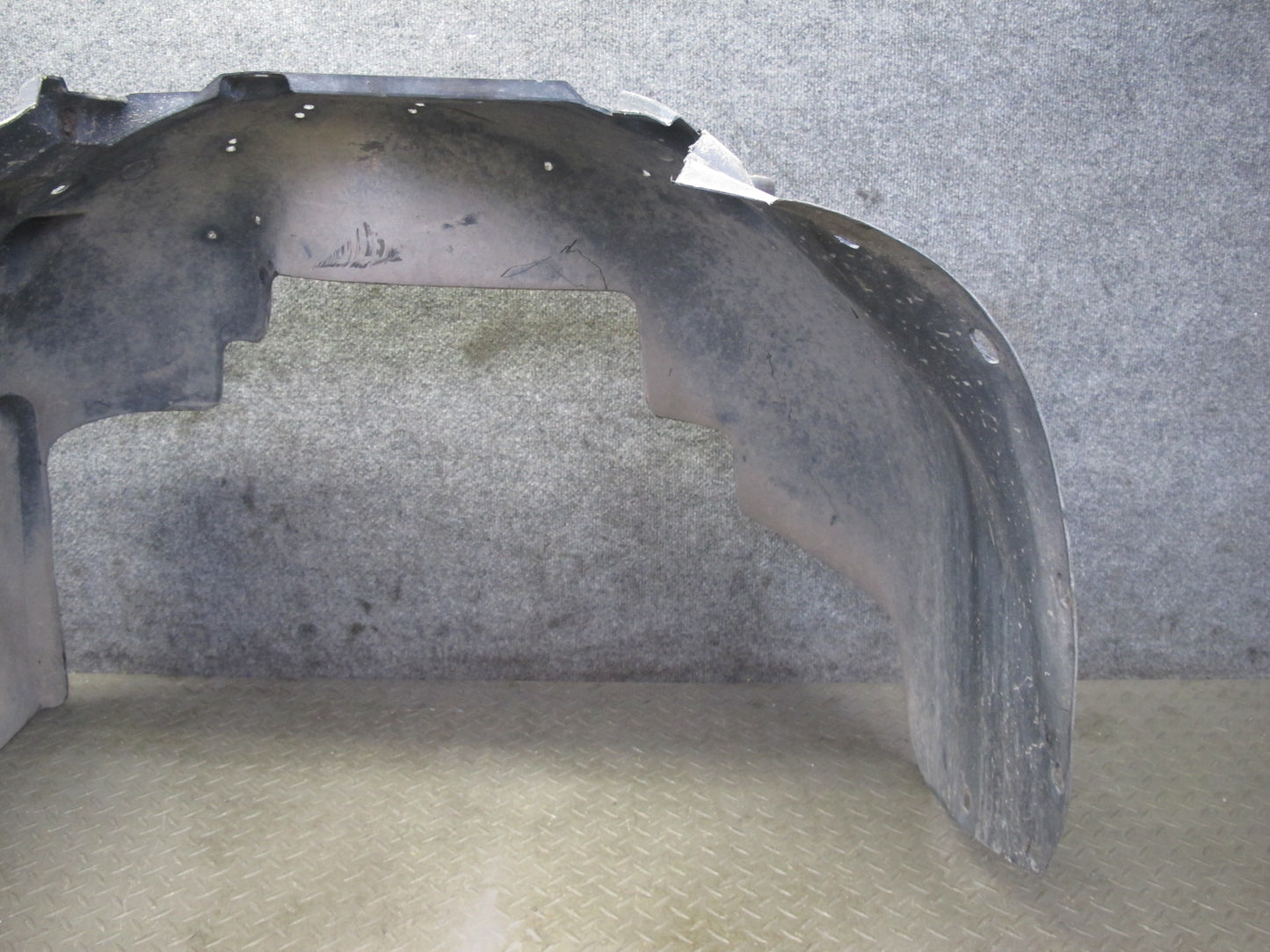 2007-2014 Cadillac Escalade Front Fender Liner Wheel Arch Splash Shield Set of 2