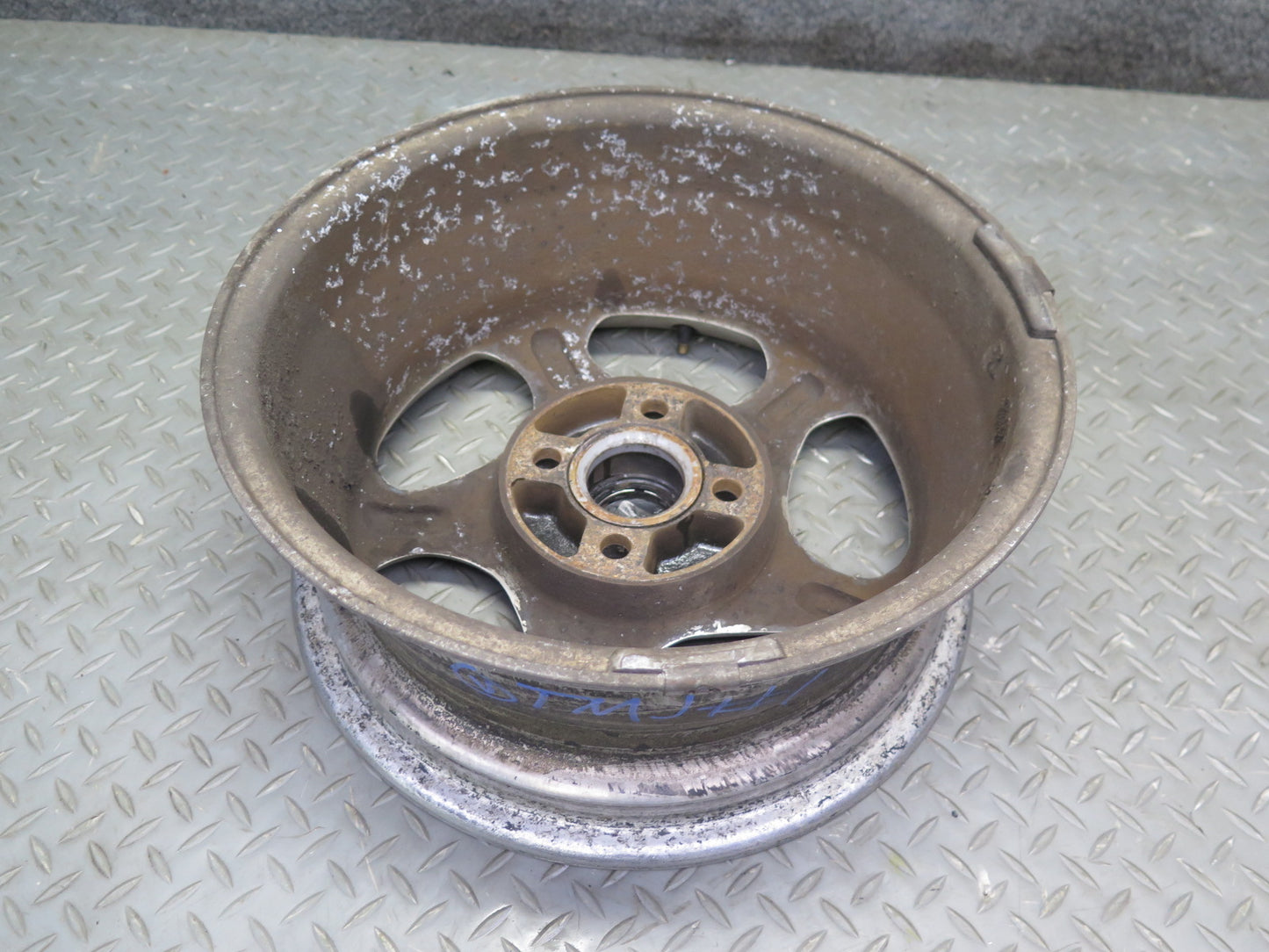 Set of 4 American Racing AR-57 R14 14" Wheel Rim 14X6J ET30 4x100 w Center Caps