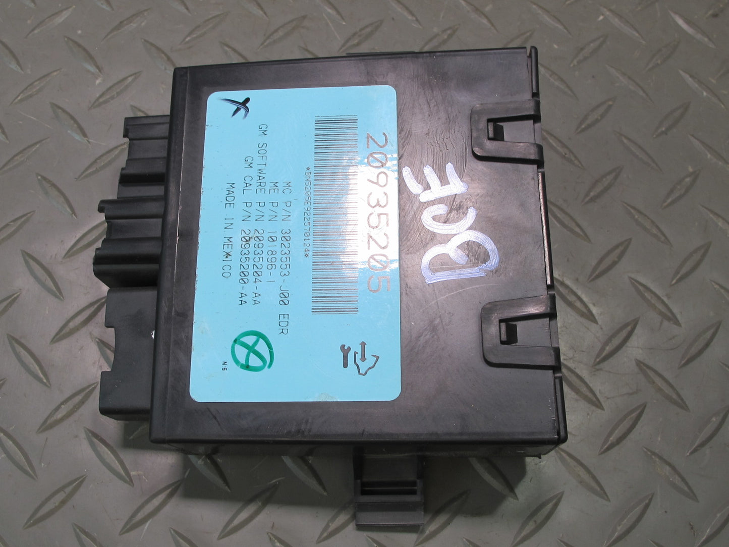 2009-2014 Cadillac Escalade Rear Tailgate Liftgate Control Module 20935205