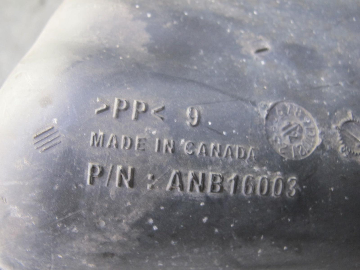 2009-2014 Cadillac Escalade Air Intake Cleaner Resonator Hose Pipe Line