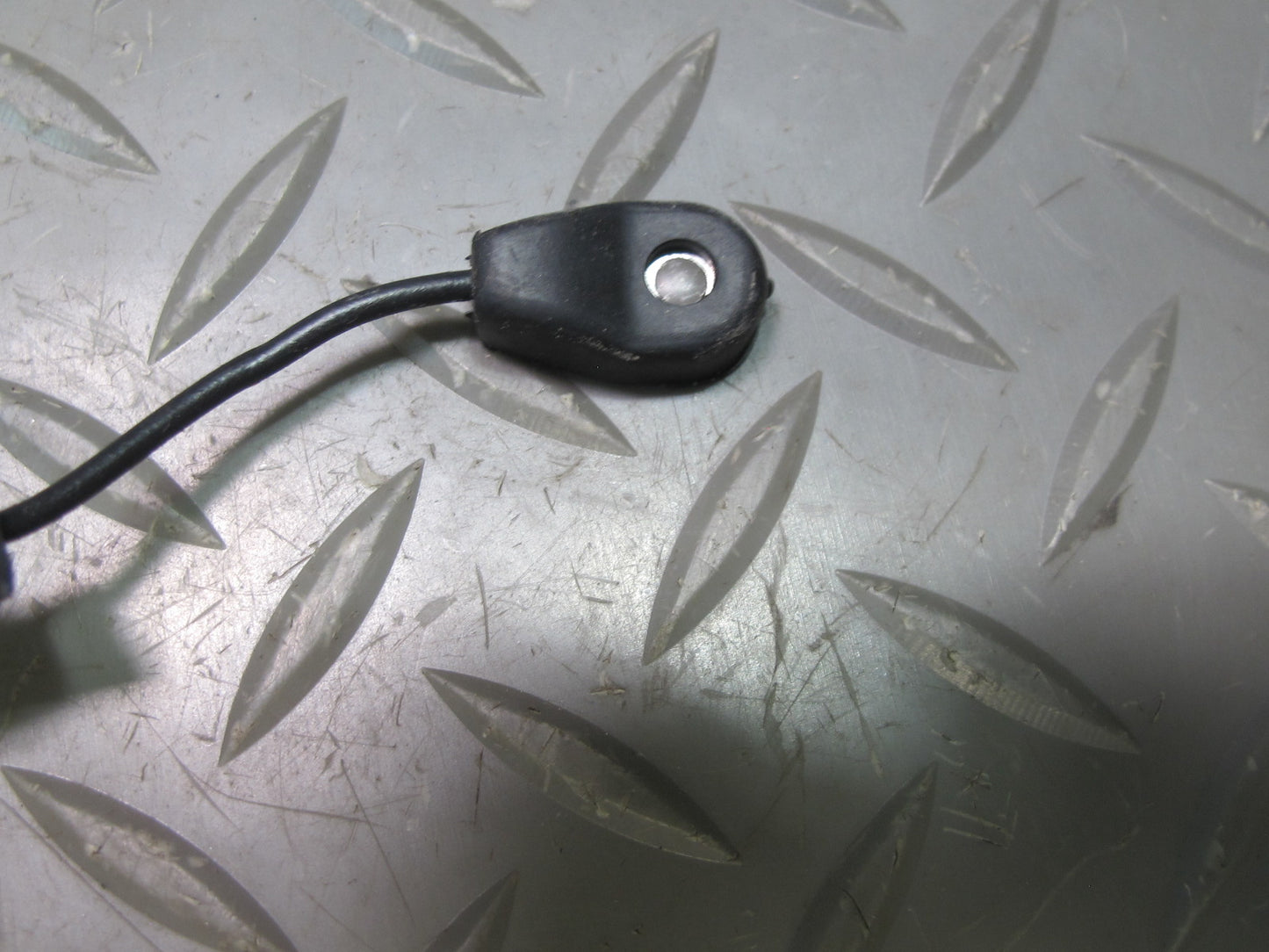 2009-2014 Cadillac Escalade Radio Antenna Module 25943786