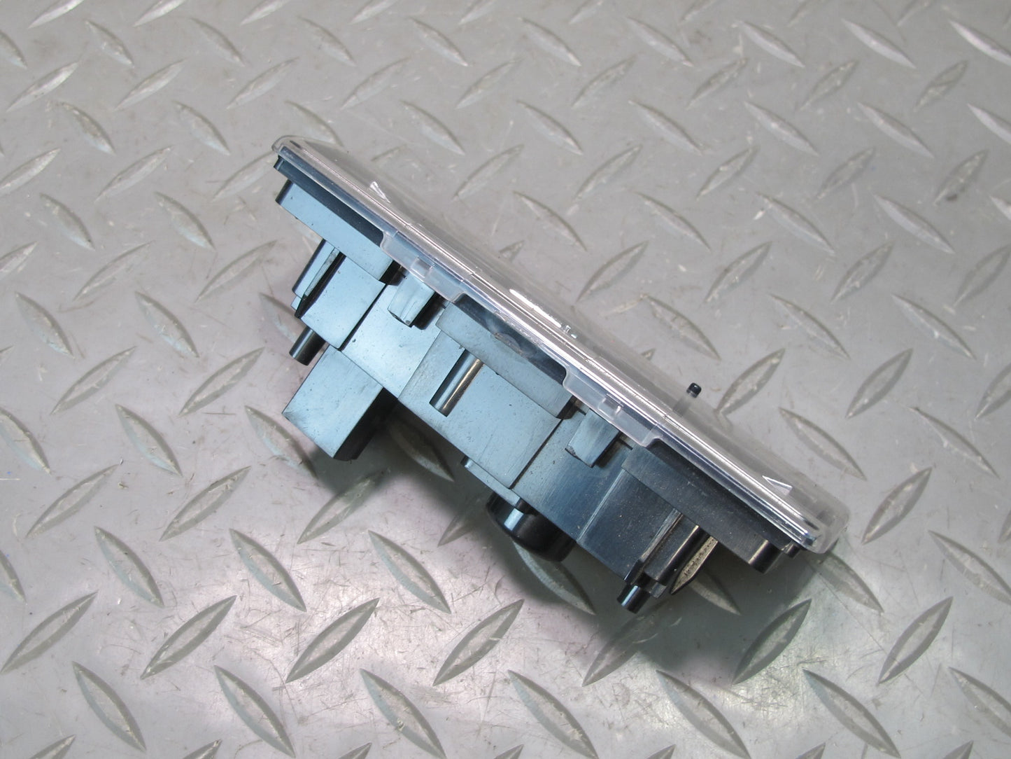 2007-2014 Cadillac Escalade Dash Clock Unit 25949881