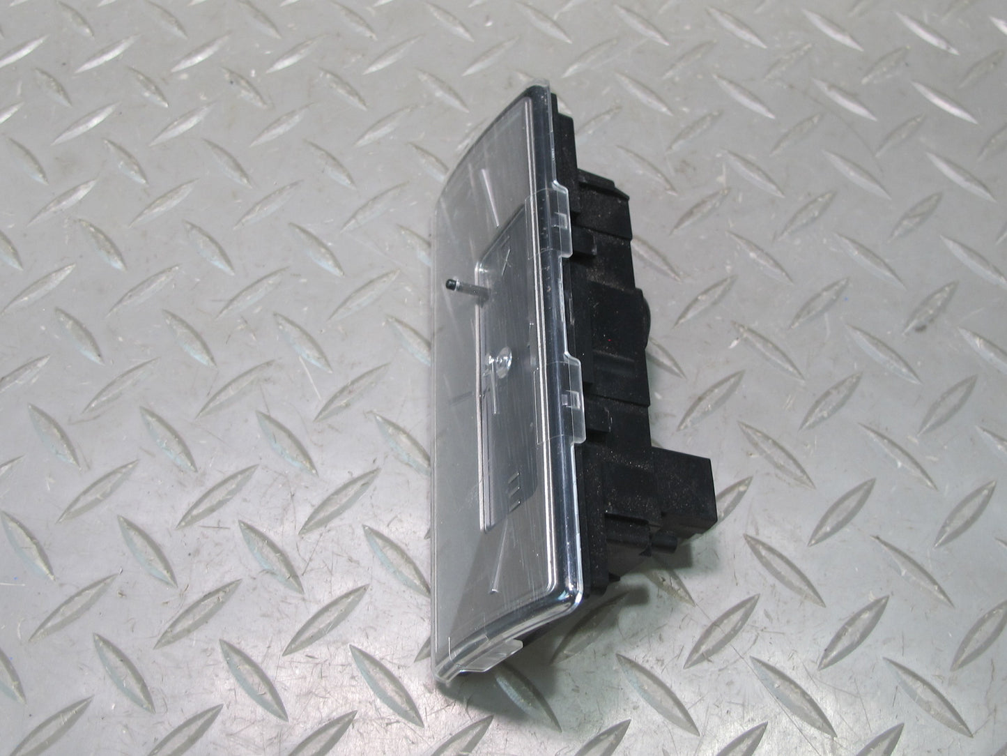 2007-2014 Cadillac Escalade Dash Clock Unit 25949881