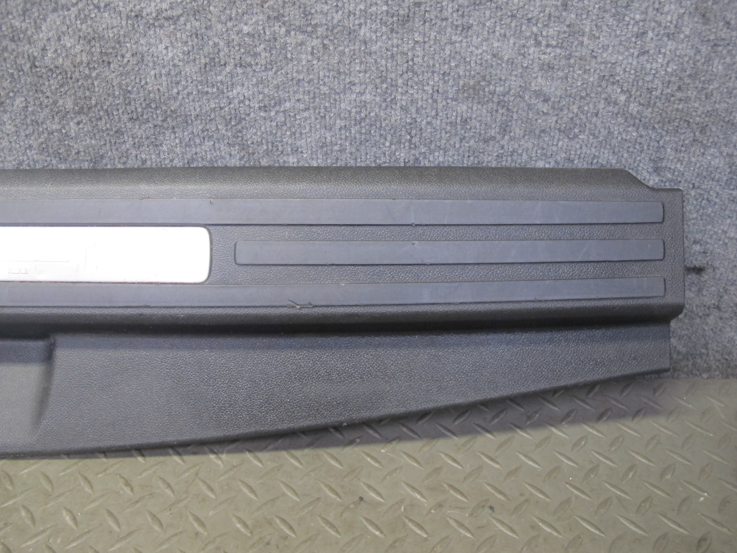 2007-2014 Cadillac Escalade Rear Trunk Cargo Loading Sill Plate Trim Panel