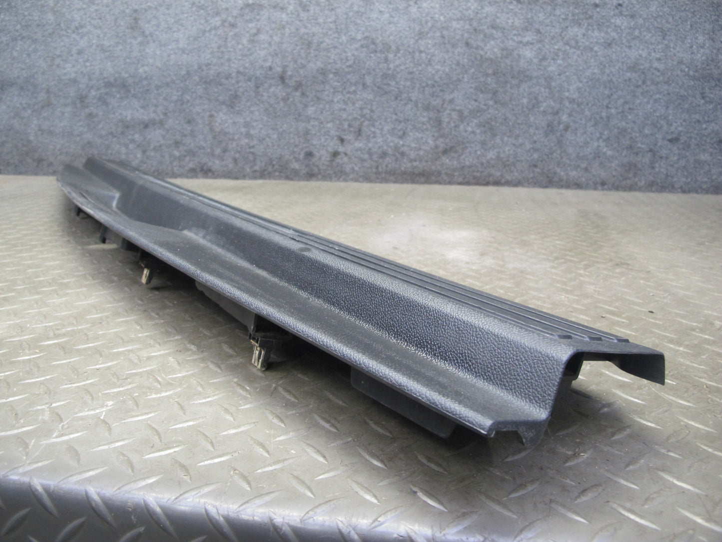 2007-2014 Cadillac Escalade Rear Trunk Cargo Loading Sill Plate Trim Panel