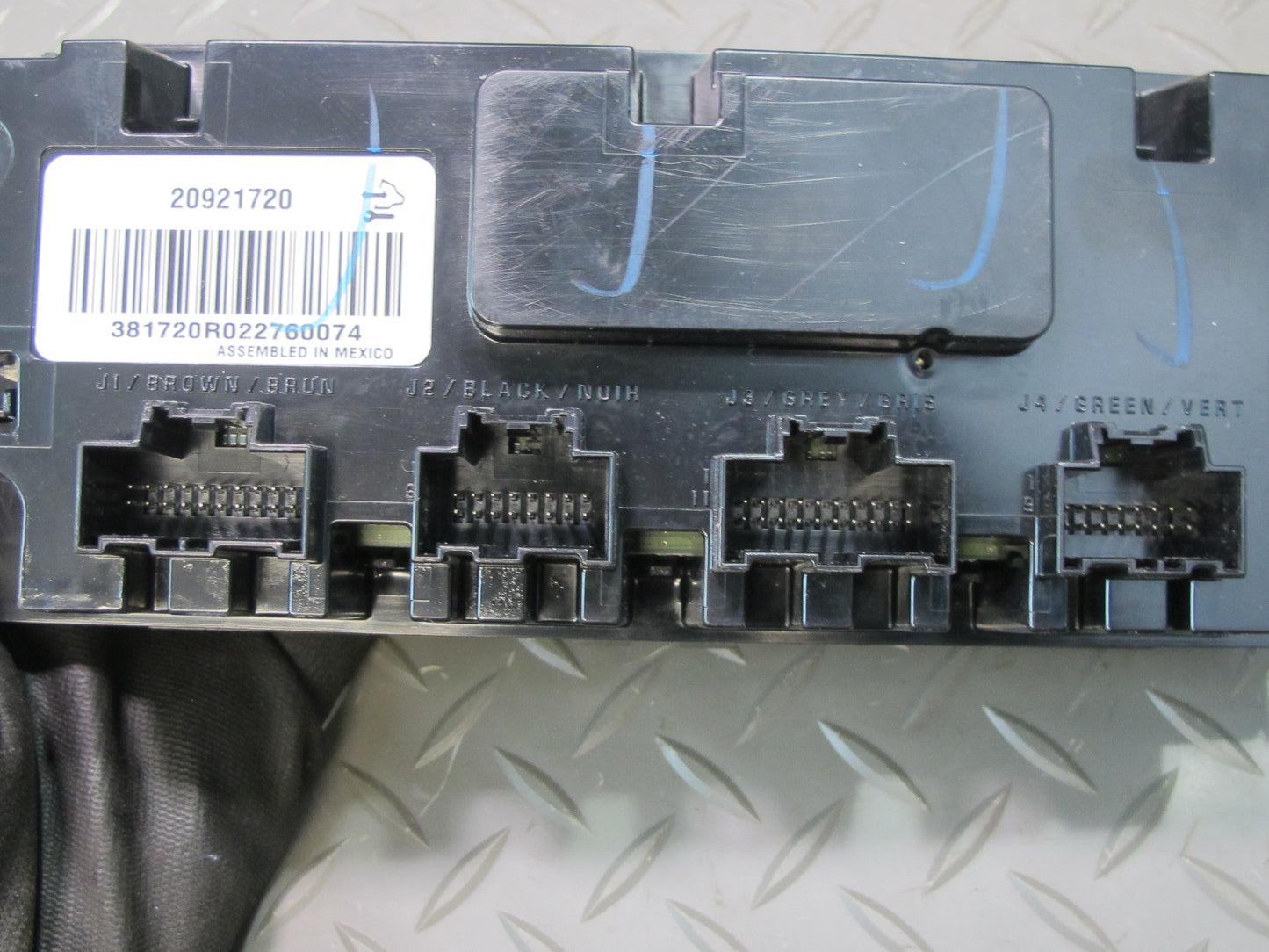 2012-2014 Cadillac Escalade A/C Heater Climate Control Switch Panel 20921720