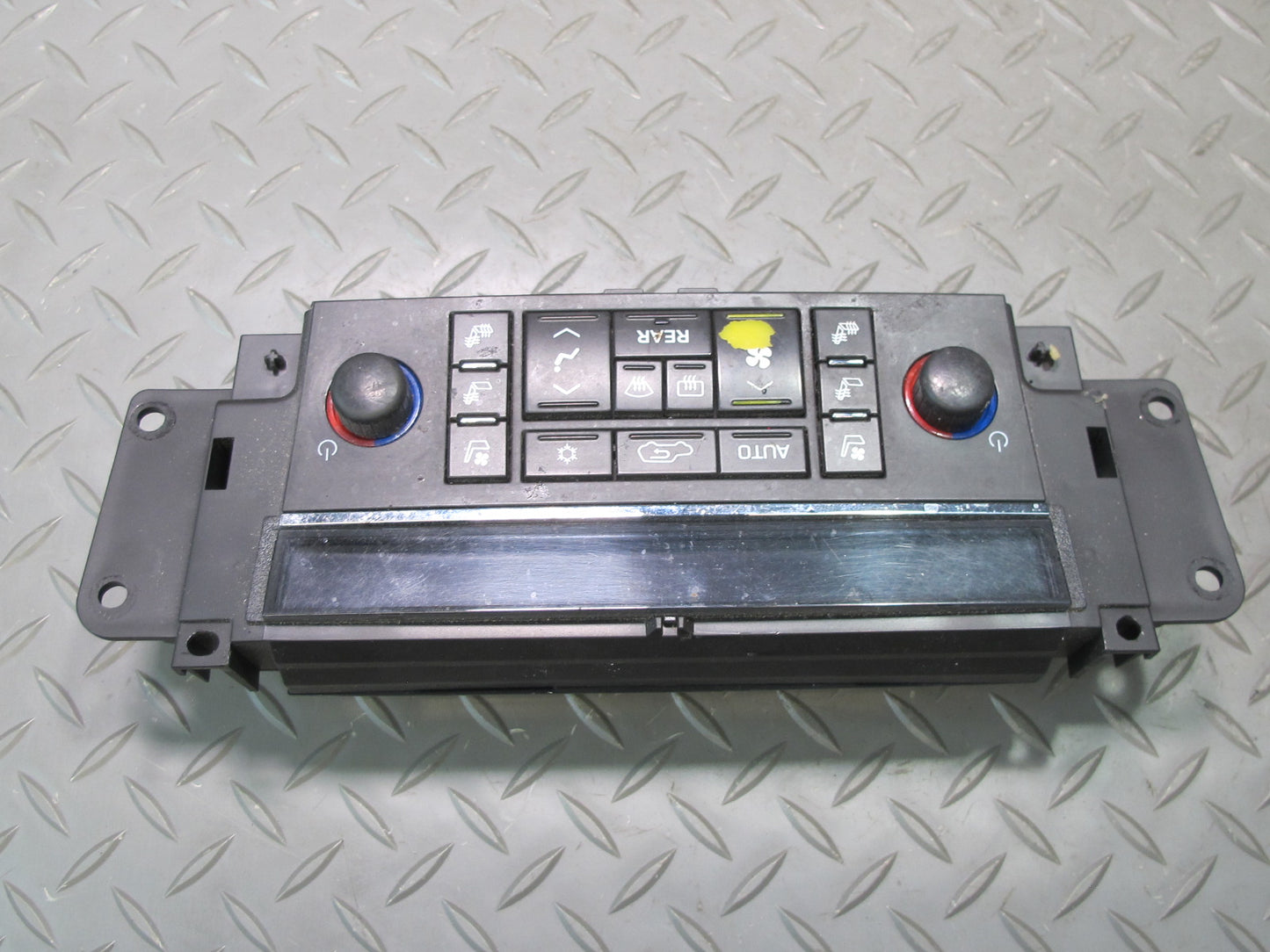 2012-2014 Cadillac Escalade A/C Heater Climate Control Switch Panel 20921720