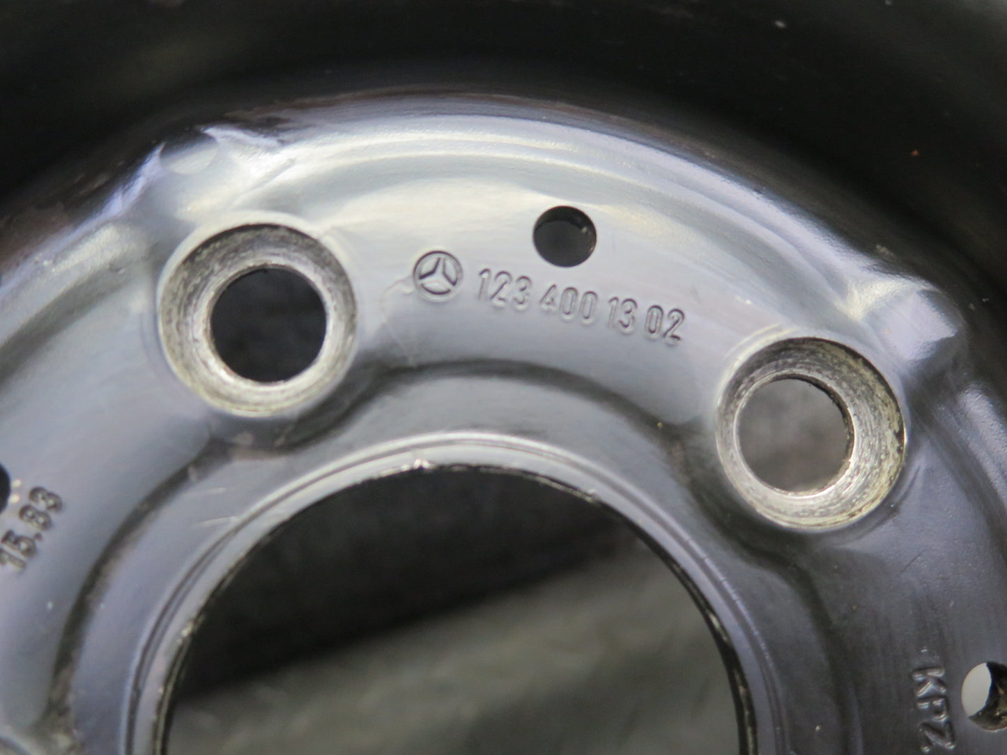 74-85 Mercedes W123 Factory 14" R14 Alloy Wheel Rim 14x5.5J ET30 1234001302 OEM