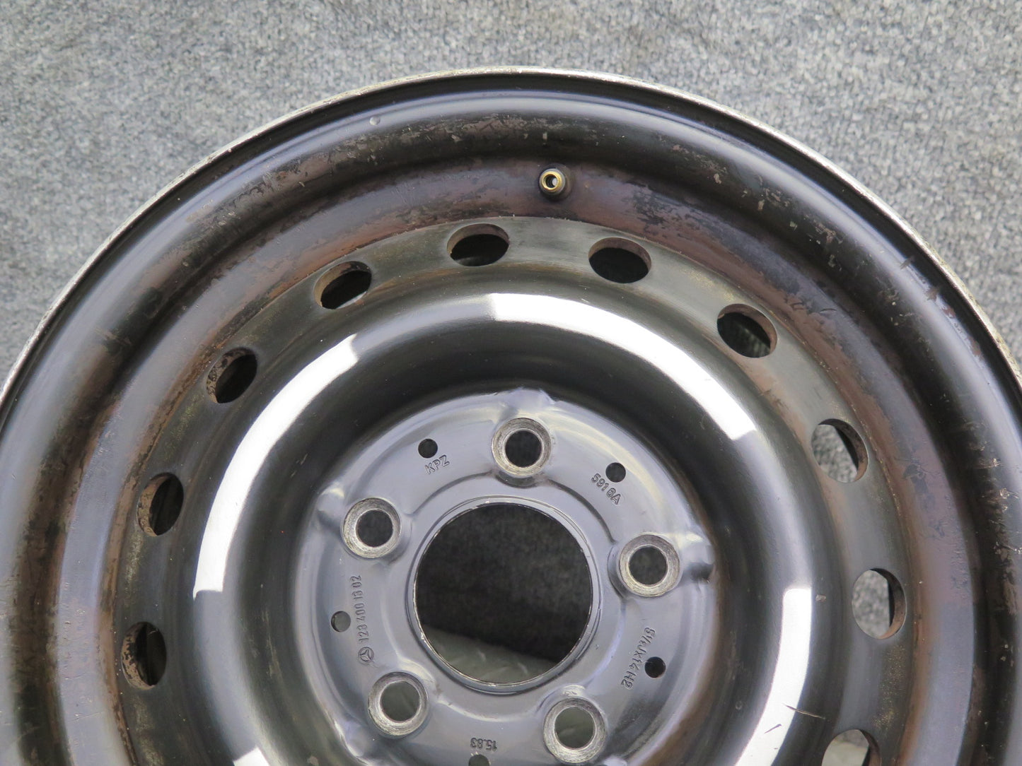 74-85 Mercedes W123 Factory 14" R14 Alloy Wheel Rim 14x5.5J ET30 1234001302 OEM