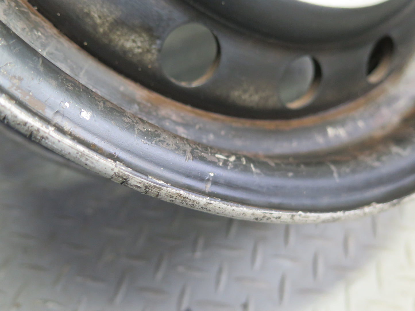 74-85 Mercedes W123 Factory 14" R14 Alloy Wheel Rim 14x5.5J ET30 1234001302 OEM