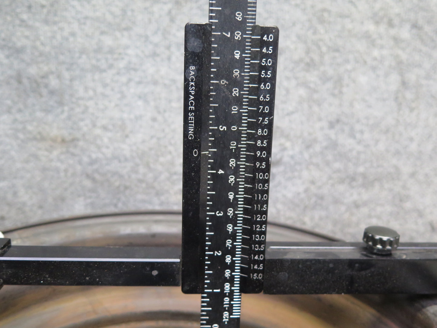 74-85 Mercedes W123 Factory 14" R14 Alloy Wheel Rim 14x5.5J ET30 1234001302 OEM