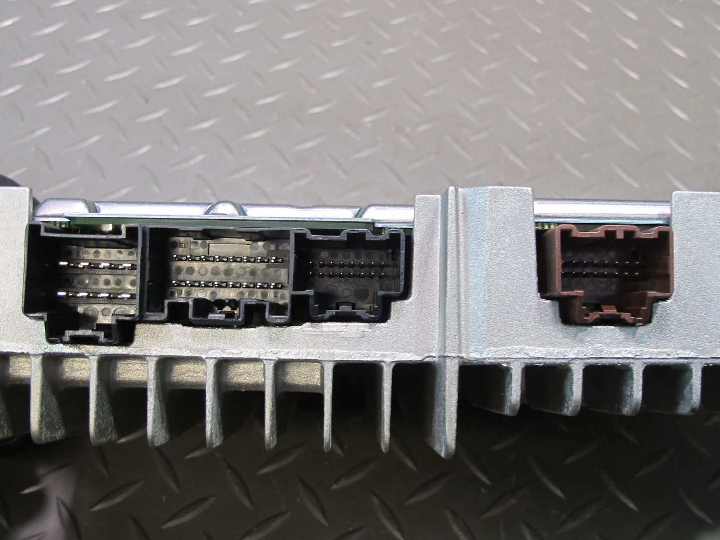 2012-2014 Cadillac Escalade Radio Audio Amplifier AMP 20944419