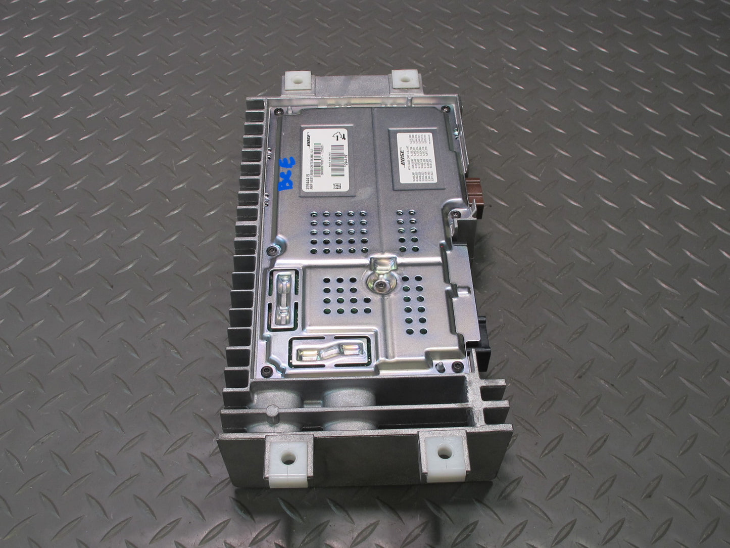 2012-2014 Cadillac Escalade Radio Audio Amplifier AMP 20944419