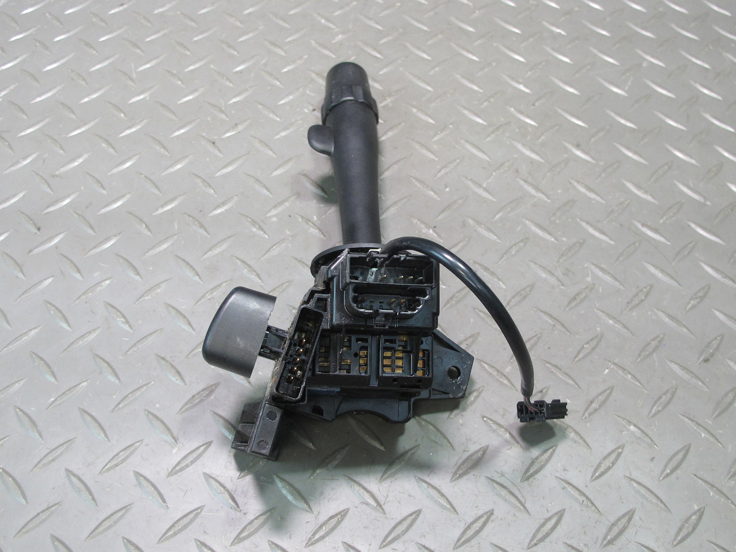 2007-2014 Cadillac Escalade Steering Column Wiper Switch 15849314