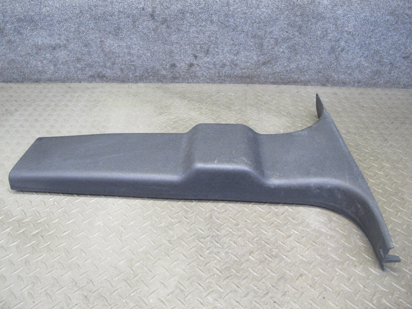 2010-2014 Cadillac Escalade Interior B Pillar Left & Right Lower Trim Panel Set