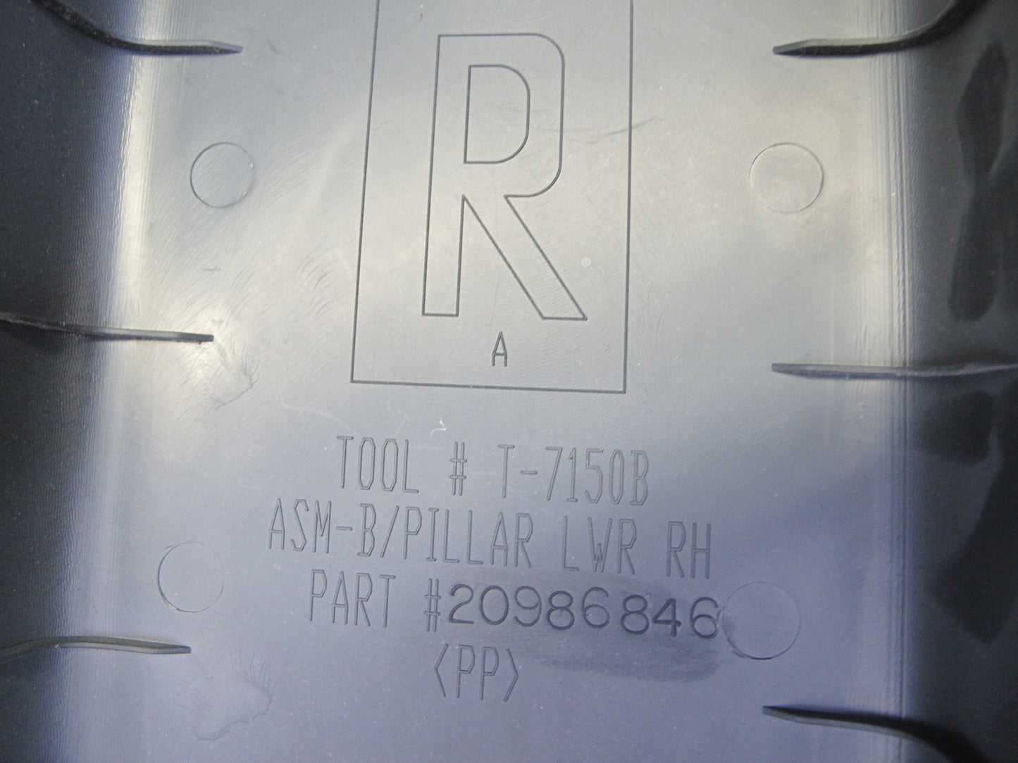 2010-2014 Cadillac Escalade Interior B Pillar Left & Right Lower Trim Panel Set