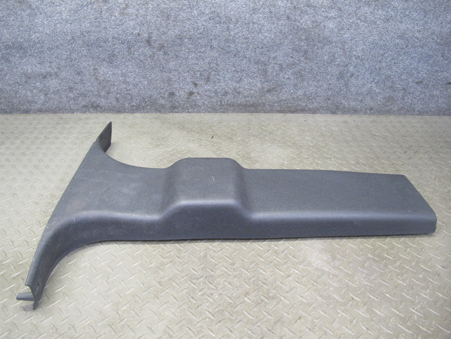 2010-2014 Cadillac Escalade Interior B Pillar Left & Right Lower Trim Panel Set