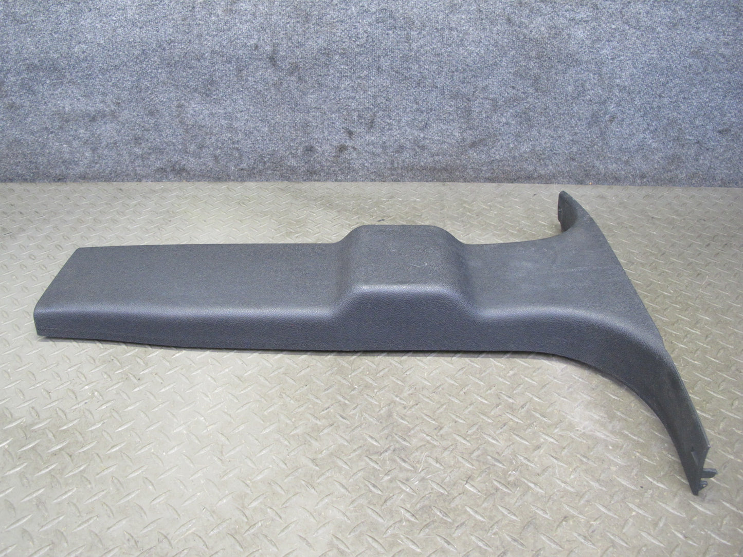 2010-2014 Cadillac Escalade Interior B Pillar Left & Right Lower Trim Panel Set