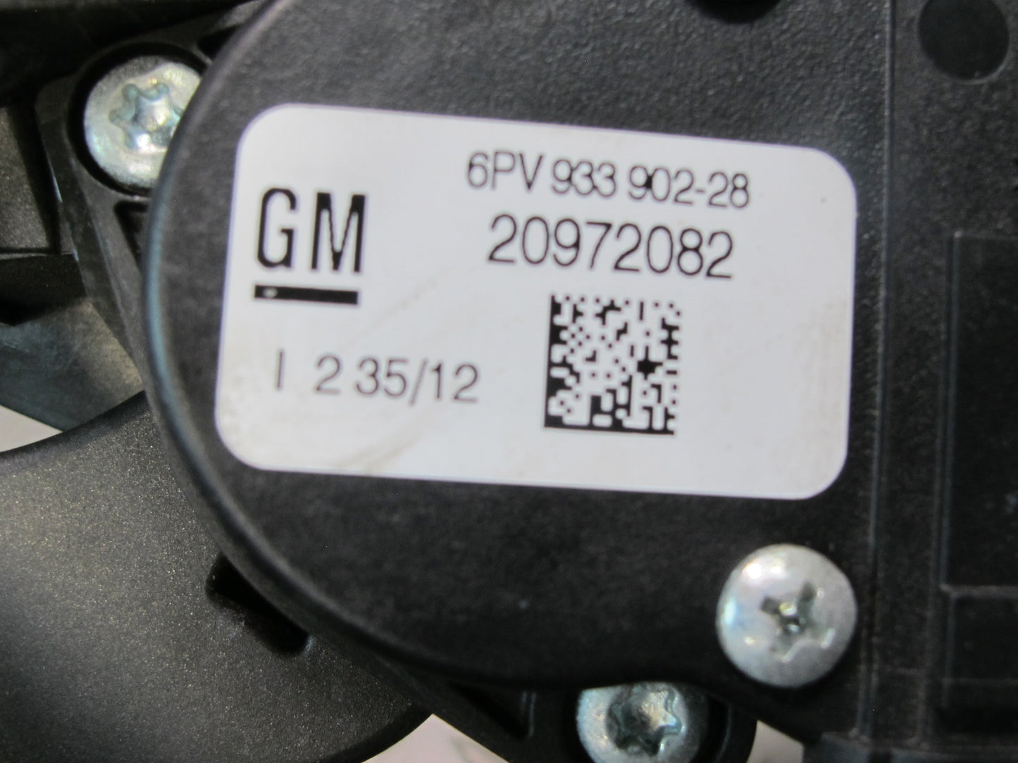 2007-2014 Cadillac Escalade Gas Acceleration Pedal Sensor 20972082