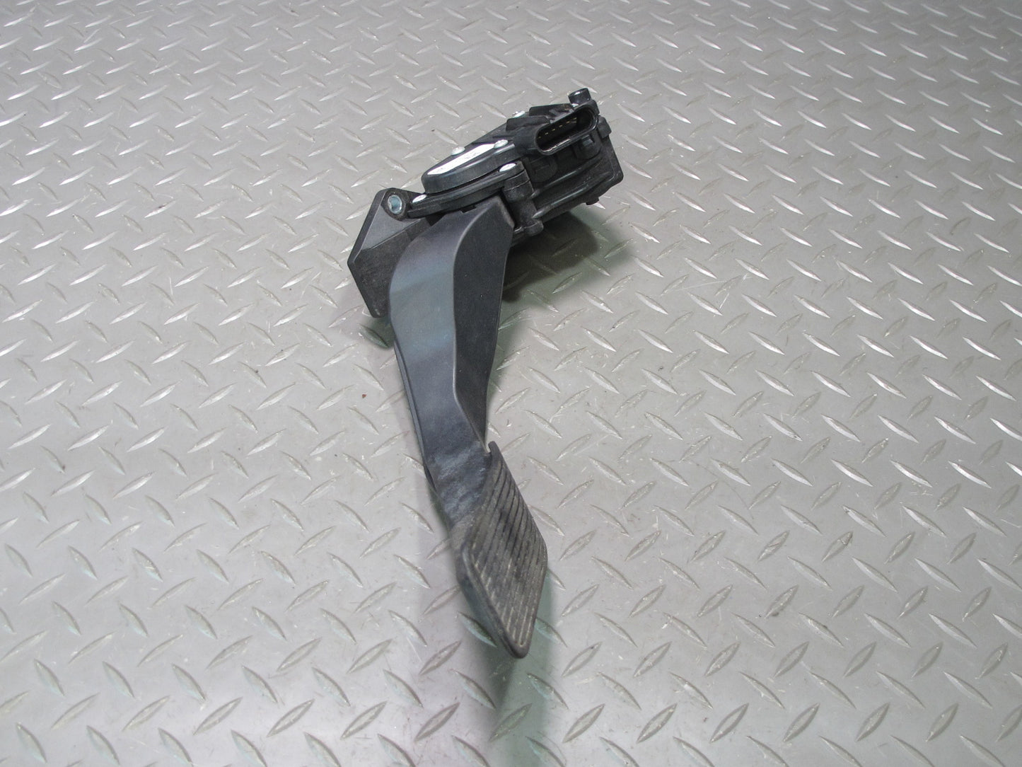 2007-2014 Cadillac Escalade Gas Acceleration Pedal Sensor 20972082