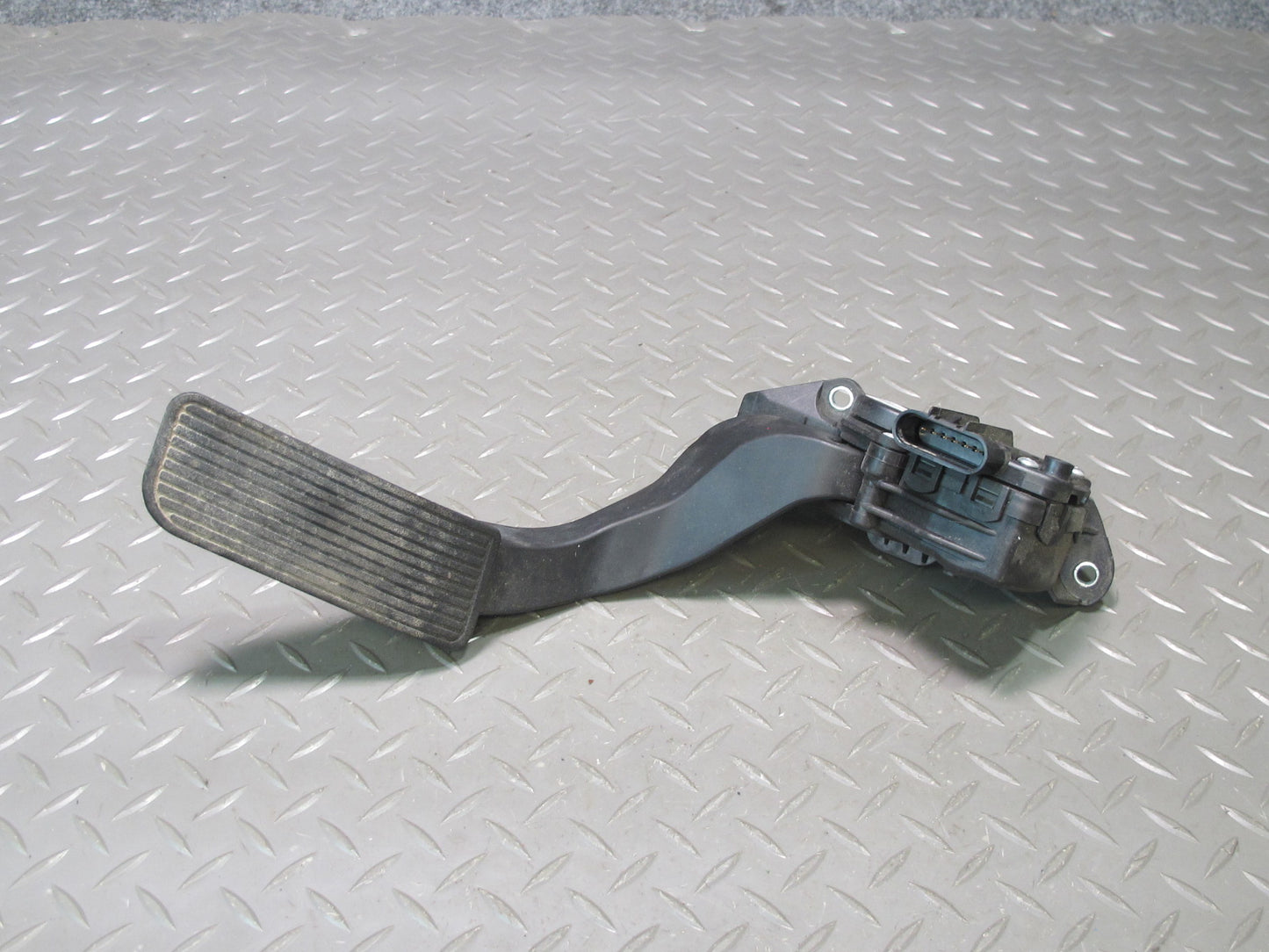 2007-2014 Cadillac Escalade Gas Acceleration Pedal Sensor 20972082