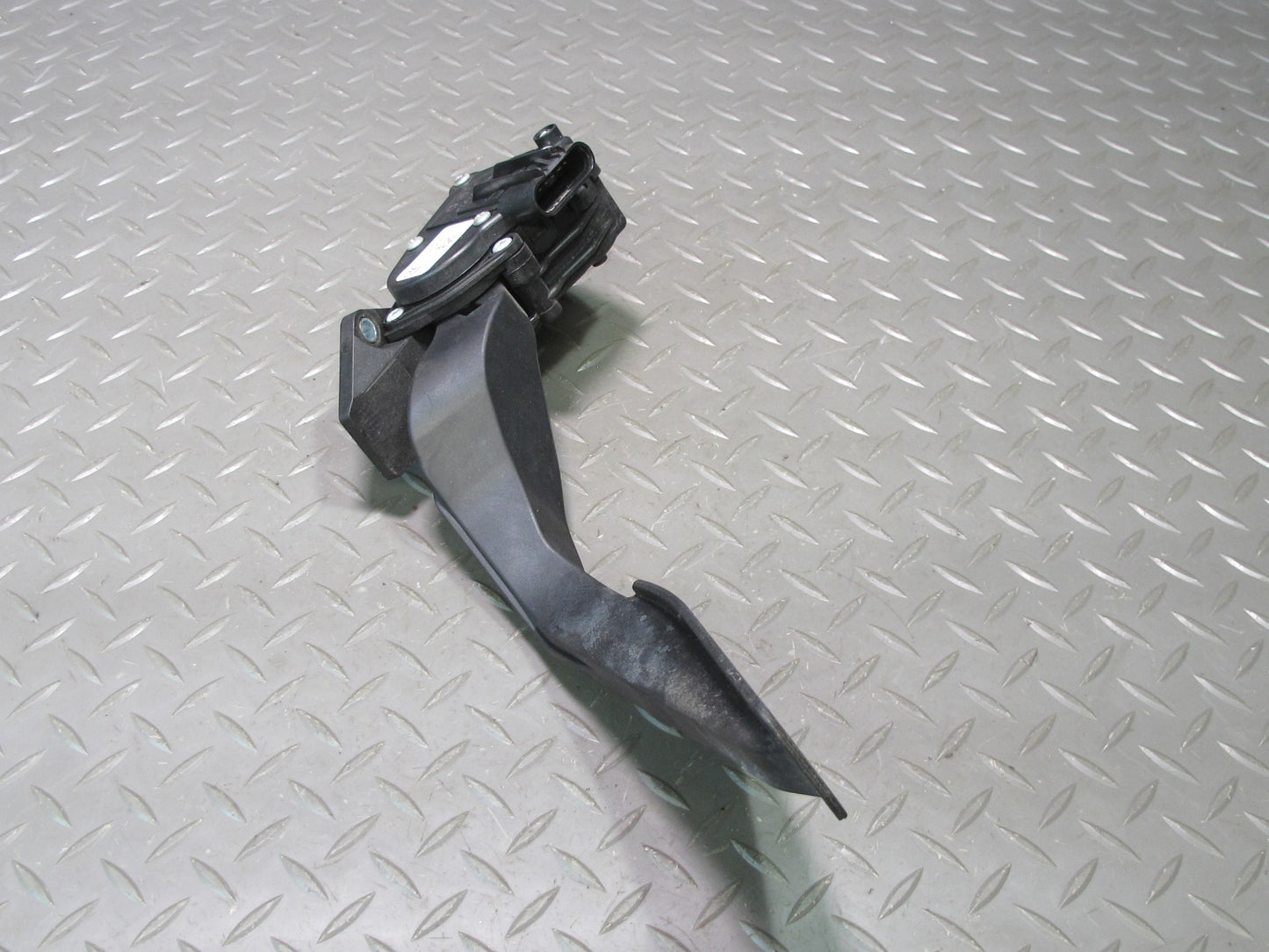 2007-2014 Cadillac Escalade Gas Acceleration Pedal Sensor 20972082