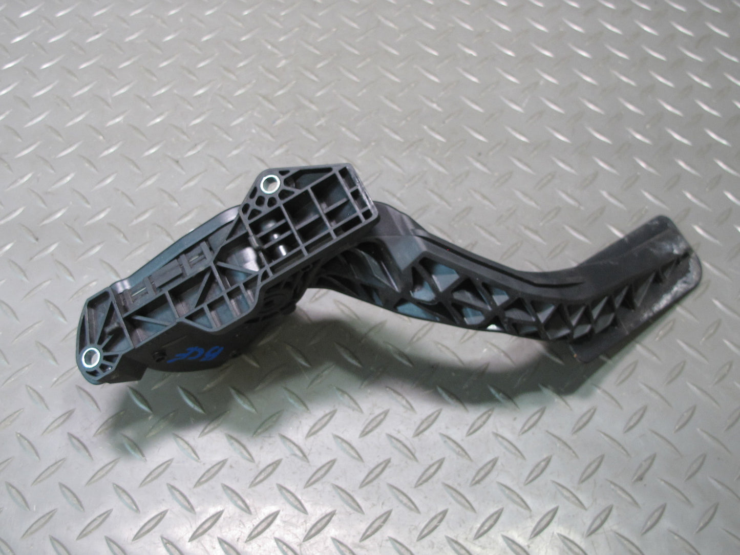 2007-2014 Cadillac Escalade Gas Acceleration Pedal Sensor 20972082