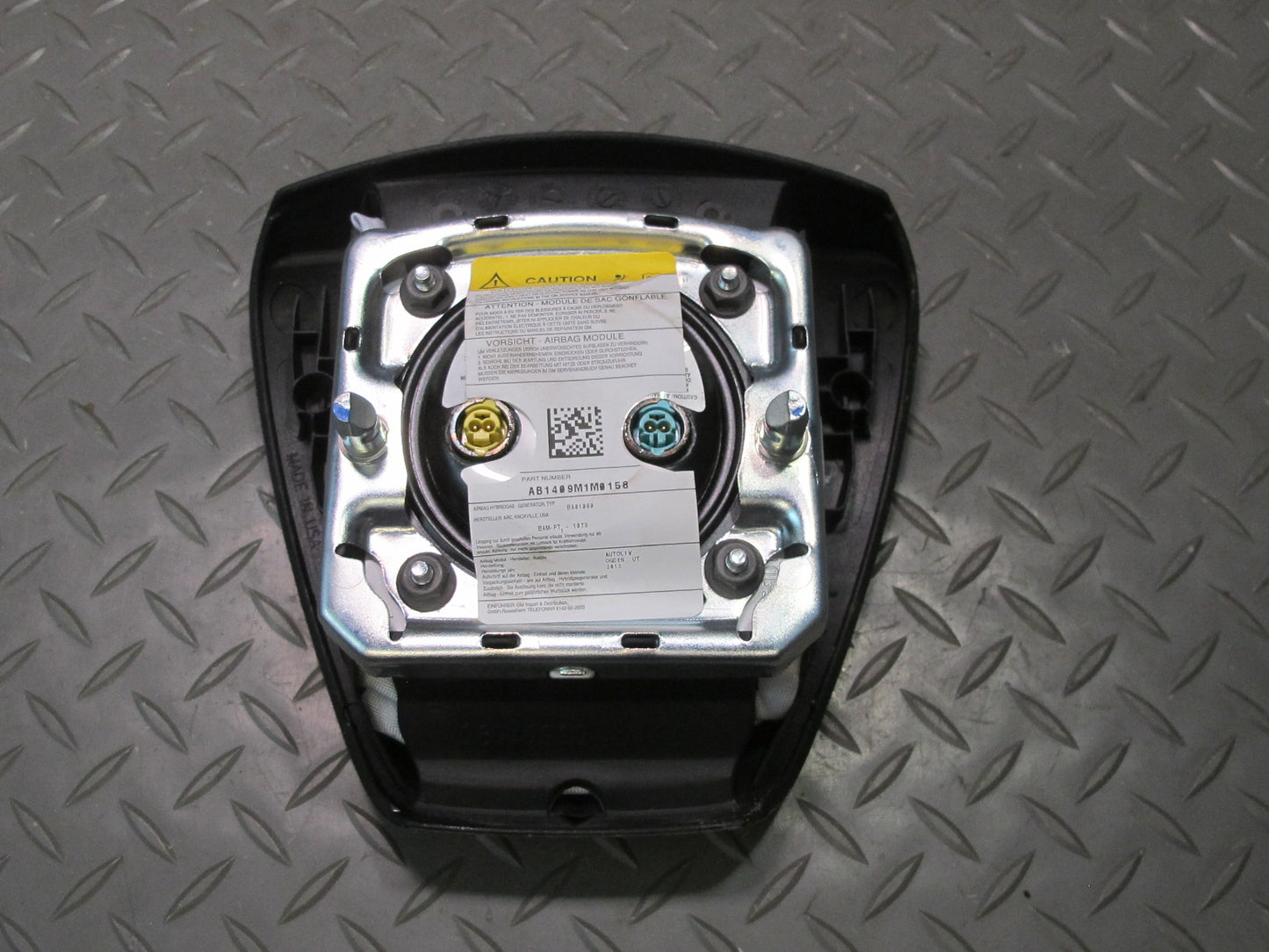 13-14 CADILLAC ESCALADE PLATINUM EBONY STEERING WHEEL AIRBAG SRS BLACK OEM