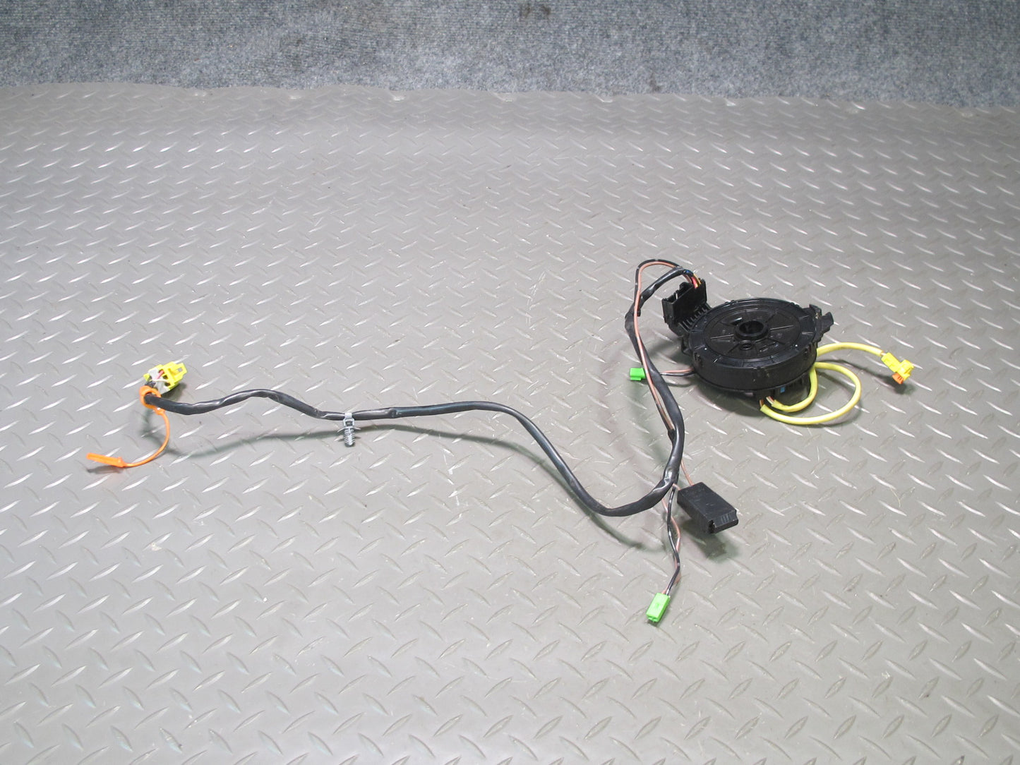 07-13 CADILLAC ESCALADE PLATINUM DRIVER STEERING COLUMN CLOCK SPRING SRS OEM