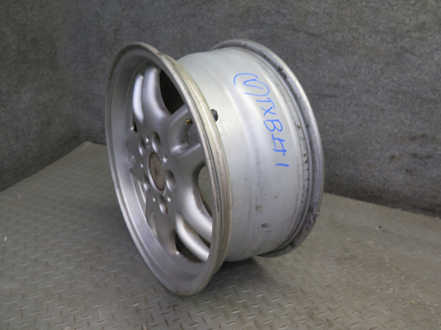 94-99 BMW E36 328iC Style 30 Factory 16" R16 Alloy Wheel Rim 16x7J ET46 OEM