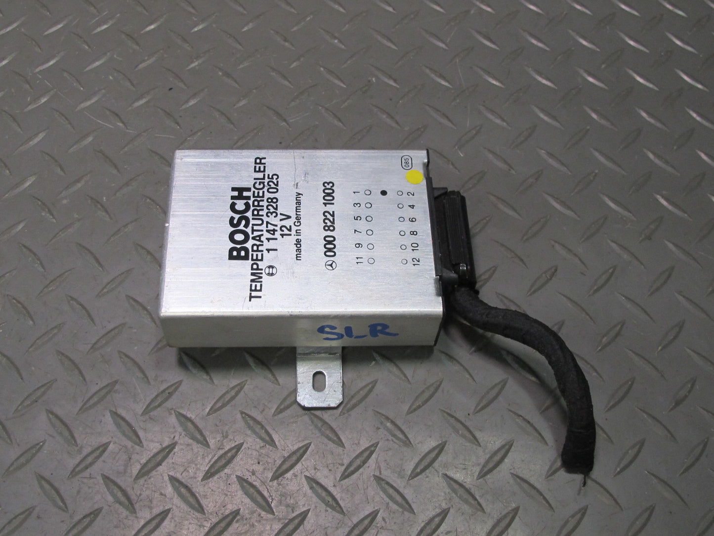 73-89 Mercedes R107 Temperature Regulator Hvac Control Module Unit OEM