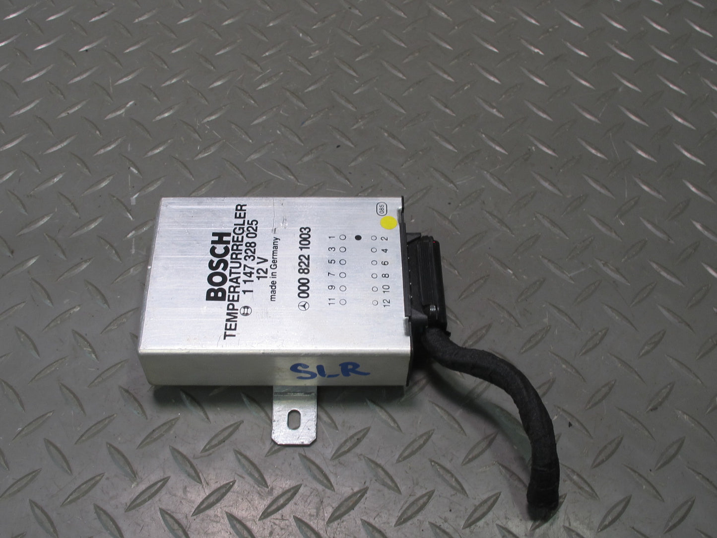 73-89 Mercedes R107 Temperature Regulator Hvac Control Module Unit OEM