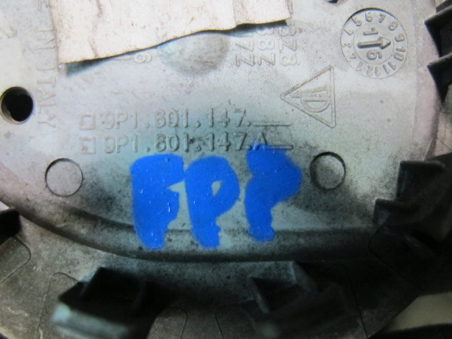 2017-2023 Porsche Panamera 971 Wheel Hub Center Cap Cover 9P1601147 Set of 3