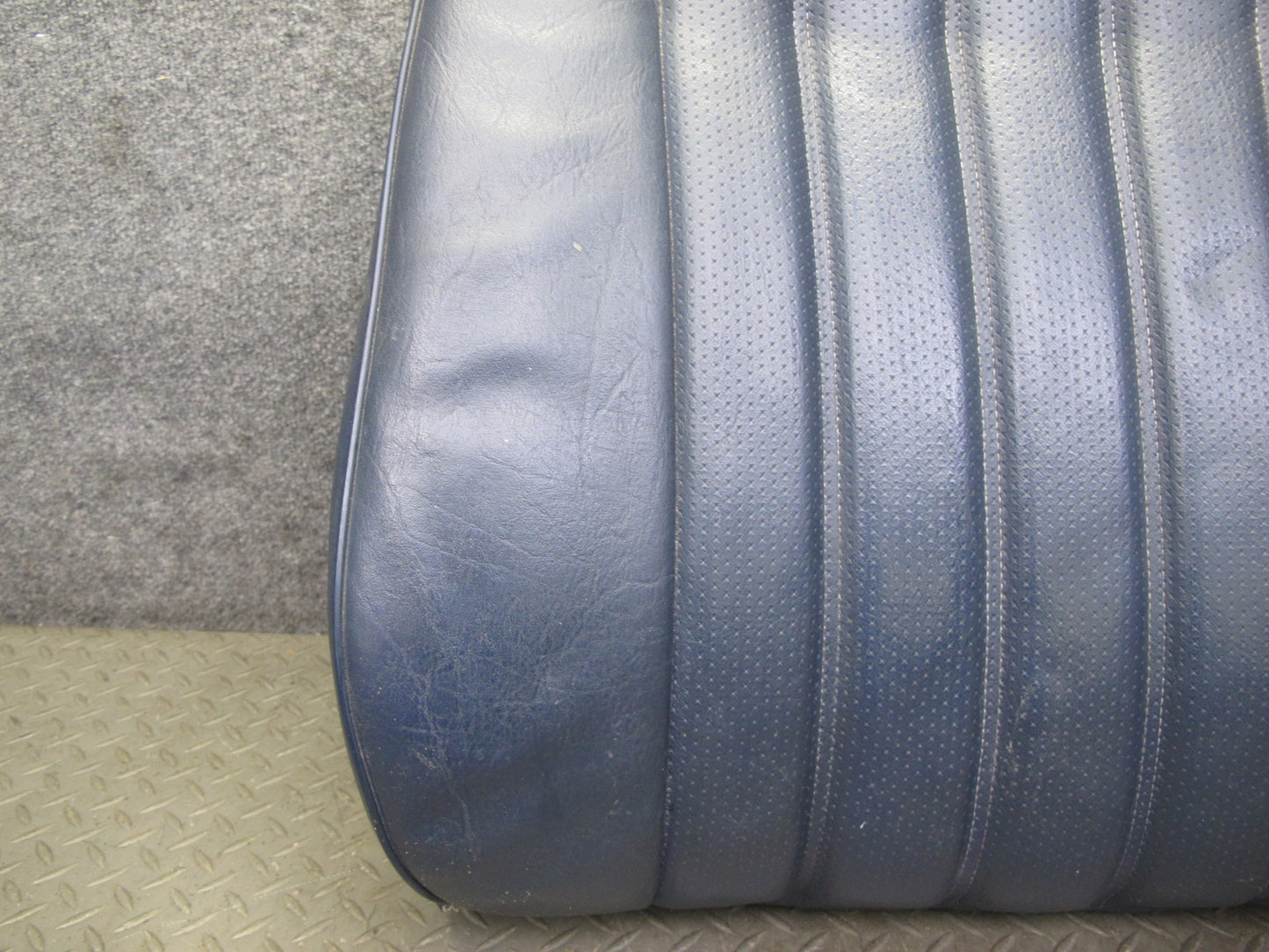 82-83 Mercedes W123 240D Front Righ Seat Upper Leather Cushion Blue OEM