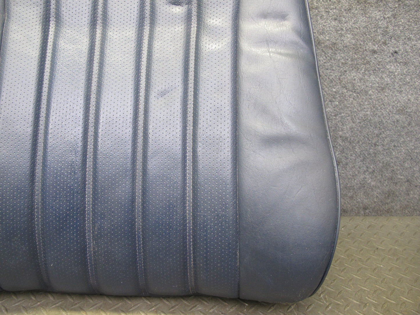 82-83 Mercedes W123 240D Front Righ Seat Upper Leather Cushion Blue OEM